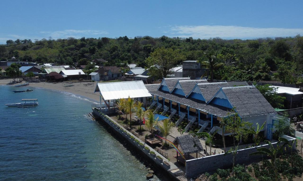Moyo Island Resort Exteriör bild